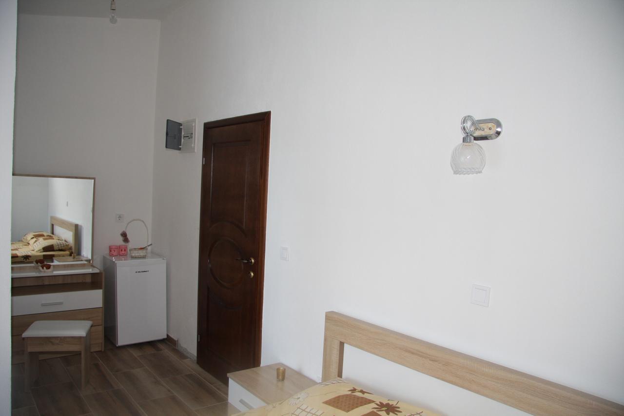 Vrzina Farm House Skadar Lake Вирпазар Екстериор снимка