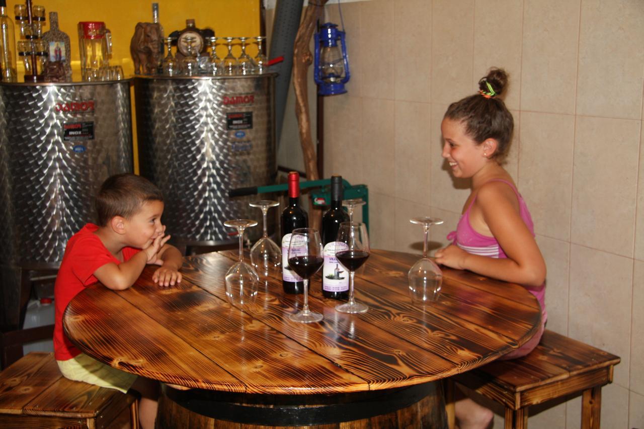 Vrzina Farm House Skadar Lake Вирпазар Екстериор снимка