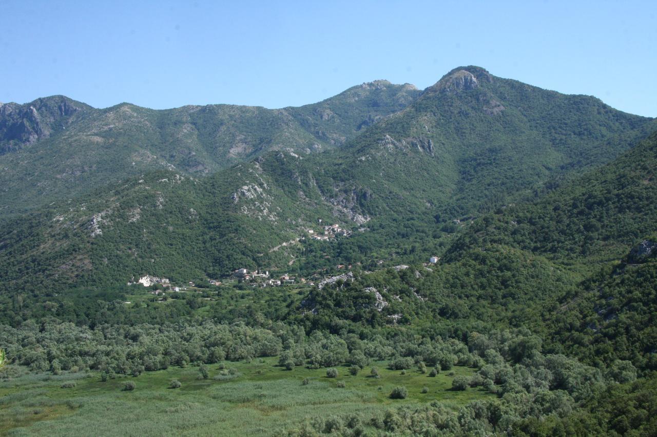 Vrzina Farm House Skadar Lake Вирпазар Екстериор снимка