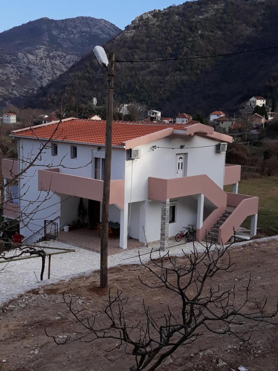 Vrzina Farm House Skadar Lake Вирпазар Екстериор снимка